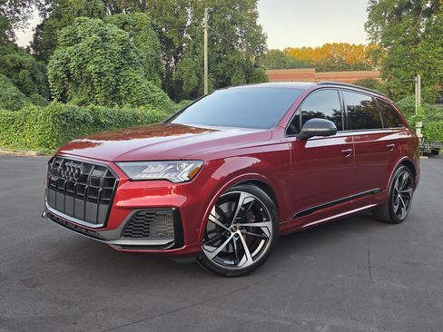 Used 2024 Audi SQ7 Premium Plus AWD/4WD image 1