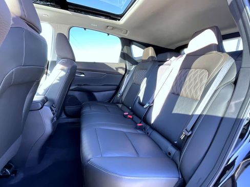New 2026 Nissan Murano Platinum w/ Cargo Package AWD/4WD image 11