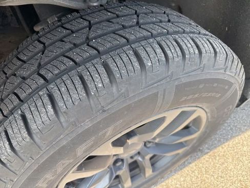 Used 2021 Chevrolet Silverado 1500 RST AWD/4WD image 8