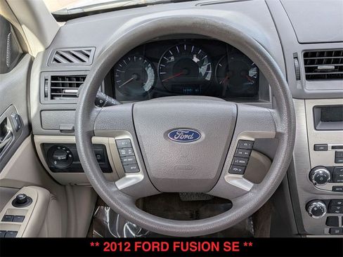 Used 2012 Ford Fusion SE image 5