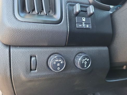 Used 2021 Chevrolet Colorado ZR2 w/ Colorado ZR2 Bison Edition image 21