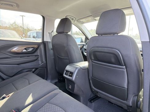 Used 2021 GMC Terrain SLE w/ Driver Convenience Package image 18