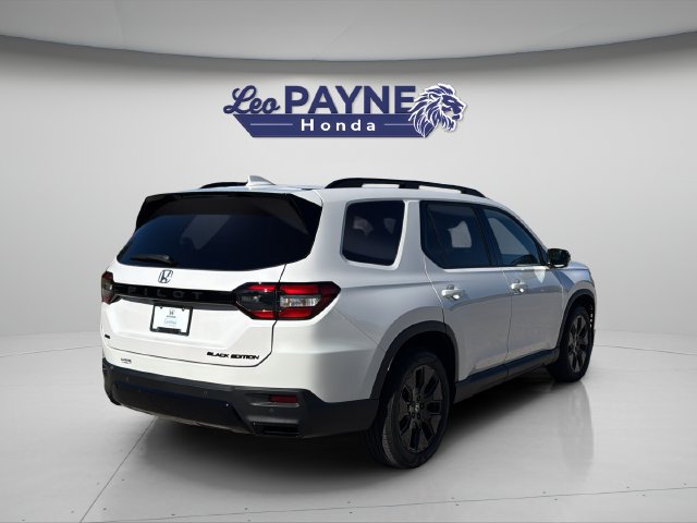 Certified 2026 Honda Pilot Black Edition image 13