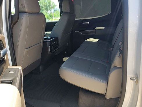 Used 2020 Chevrolet Silverado 1500 LTZ w/ LTZ Premium Package AWD/4WD image 11