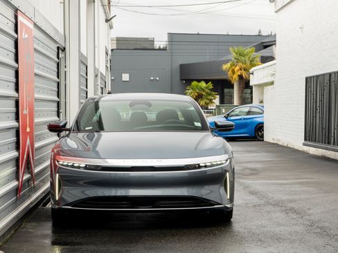 Used 2024 Lucid Air Touring AWD/4WD image 34