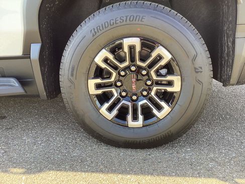 New 2026 GMC Sierra EV Elevation image 4