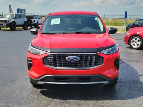 Certified 2024 Ford Escape Active FWD image 2