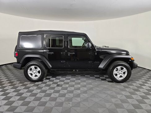 Used 2022 Jeep Wrangler Unlimited Sport image 2