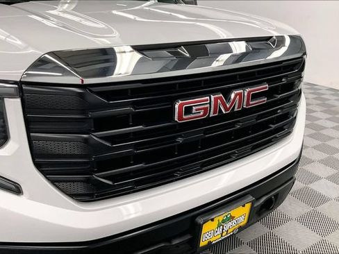 Used 2023 GMC Sierra 1500 Pro w/ Pro Value Package AWD/4WD image 31