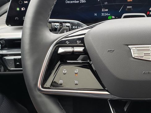 Used 2024 Cadillac Lyriq Luxury w/ LPO, Floor Liner Package image 28