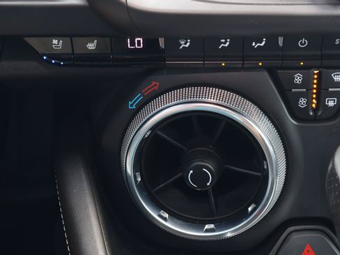 Used 2021 Chevrolet Camaro SS RWD image 27