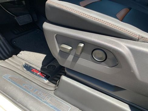 New 2026 GMC Sierra 2500 AT4 w/ Technology Package AWD/4WD image 18