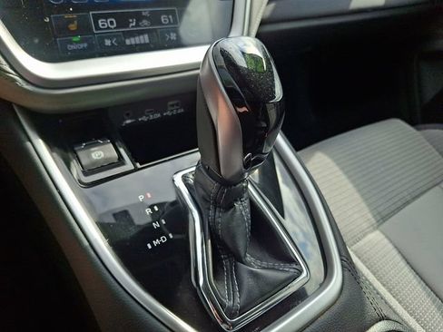 Certified 2024 Subaru Outback Premium AWD/4WD image 14