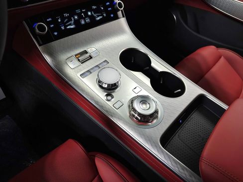 New 2026 Genesis GV70 2.5T Sport Prestige AWD/4WD image 26