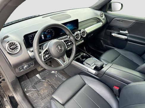 Used 2022 Mercedes-Benz GLB 250 image 25
