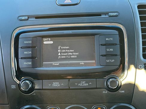 Used 2017 Kia Forte LX w/ LX Popular Package image 21