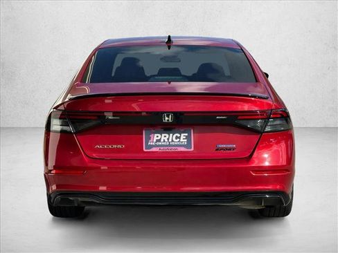 Used 2024 Honda Accord Sport image 4