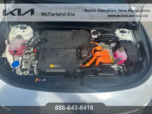 Used 2023 Kia Niro EX FWD image 26