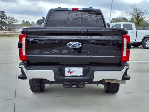 Used 2024 Ford F250 Lariat image 7