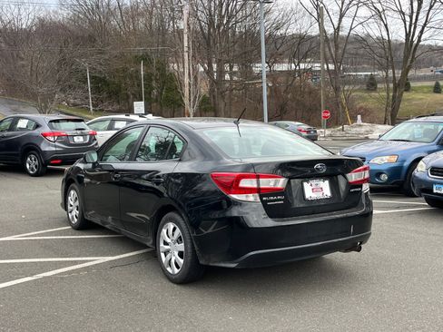 Certified 2023 Subaru Impreza 2.0i image 3