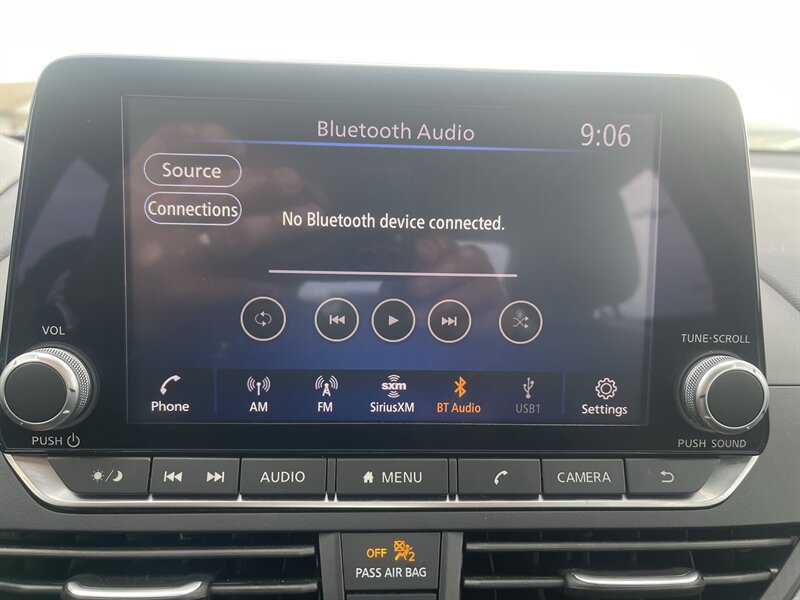 Used 2023 Nissan Altima 2.5 SR AWD/4WD image 16