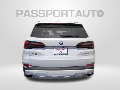 New 2026 BMW X5 xDrive40i image 5