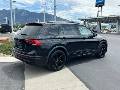 Used 2023 Volkswagen Tiguan SE R-Line AWD/4WD image 7