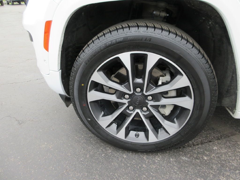Used 2022 Jeep Grand Cherokee L Overland AWD/4WD image 15