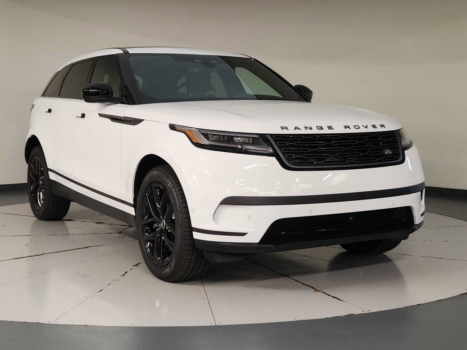 Used 2026 Land Rover Range Rover Velar S AWD/4WD image 7
