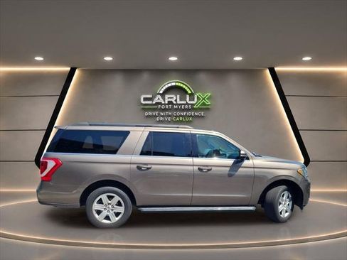 Used 2019 Ford Expedition Max XLT w/ Equipment Group 202A AWD/4WD image 6