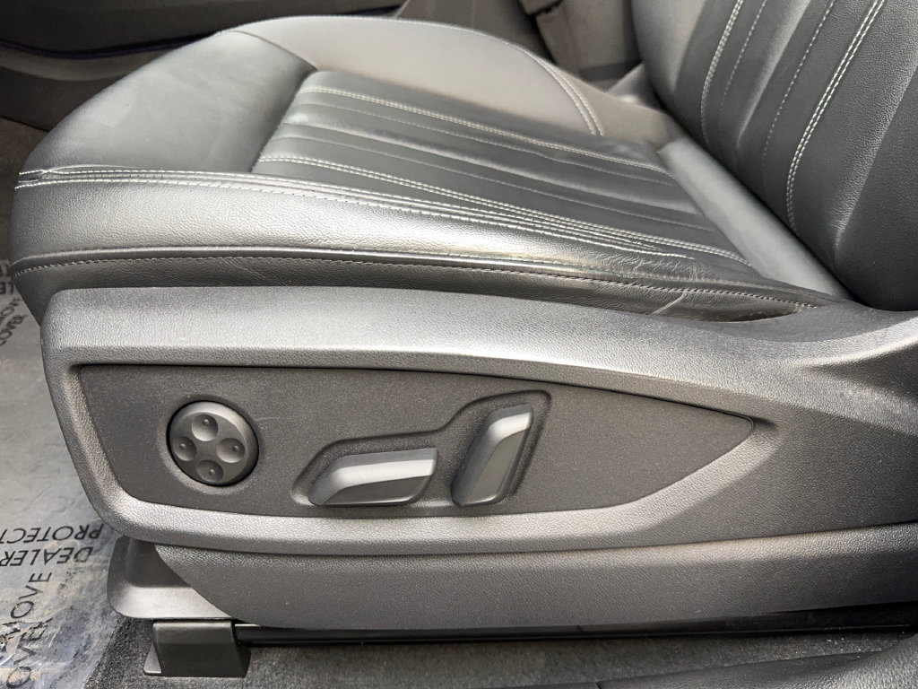 Used 2023 Audi Q5 2.0T Premium w/ Convenience Package AWD/4WD image 32