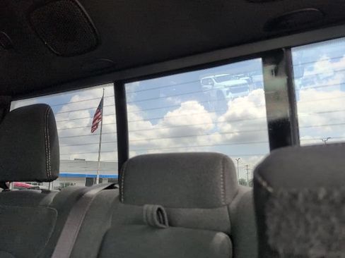 Used 2020 RAM 1500 Big Horn AWD/4WD image 42