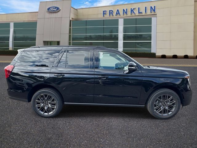 New 2027 Ford Expedition Platinum w/ Stealth Appearance Package AWD/4WD image 8