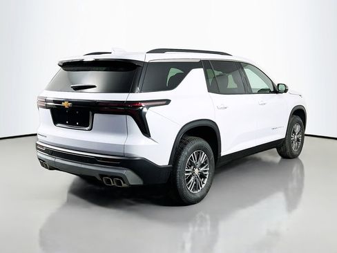 New 2026 Chevrolet Traverse LT w/ Driver Confidence Package image 5
