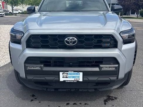 Used 2025 Toyota 4Runner TRD Off-Road AWD/4WD image 8