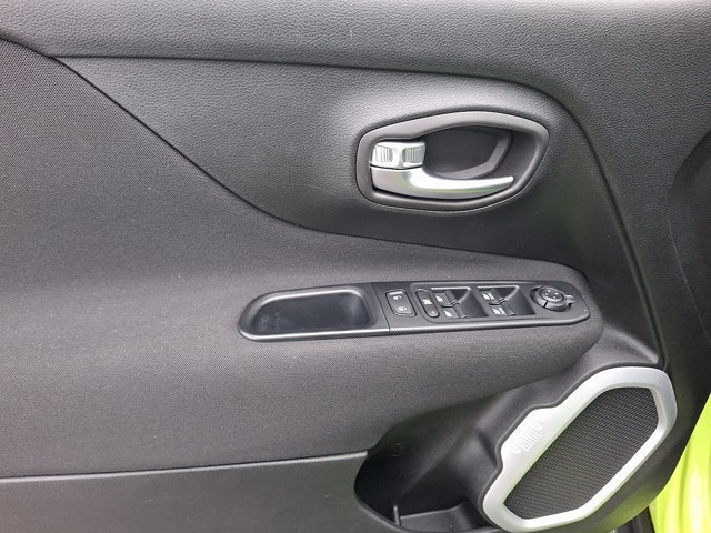 Certified 2018 Jeep Renegade Sport w/ Power & Air Group AWD/4WD image 16
