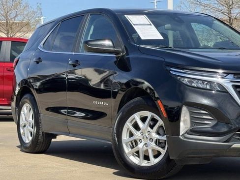 Used 2022 Chevrolet Equinox LT image 3
