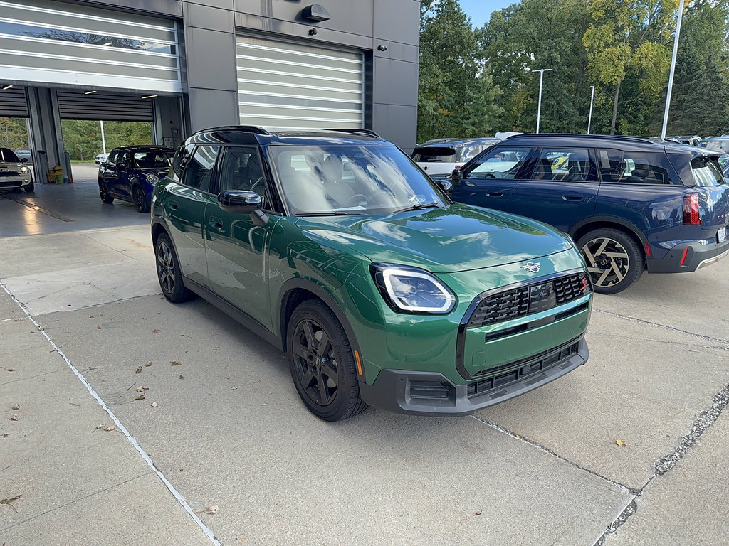 Used 2026 MINI Cooper Countryman S AWD/4WD image 2