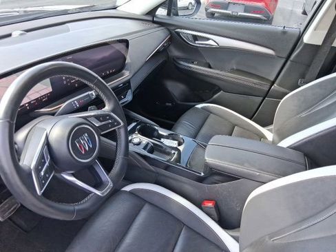Used 2025 Buick Envision Sport Touring AWD/4WD image 16
