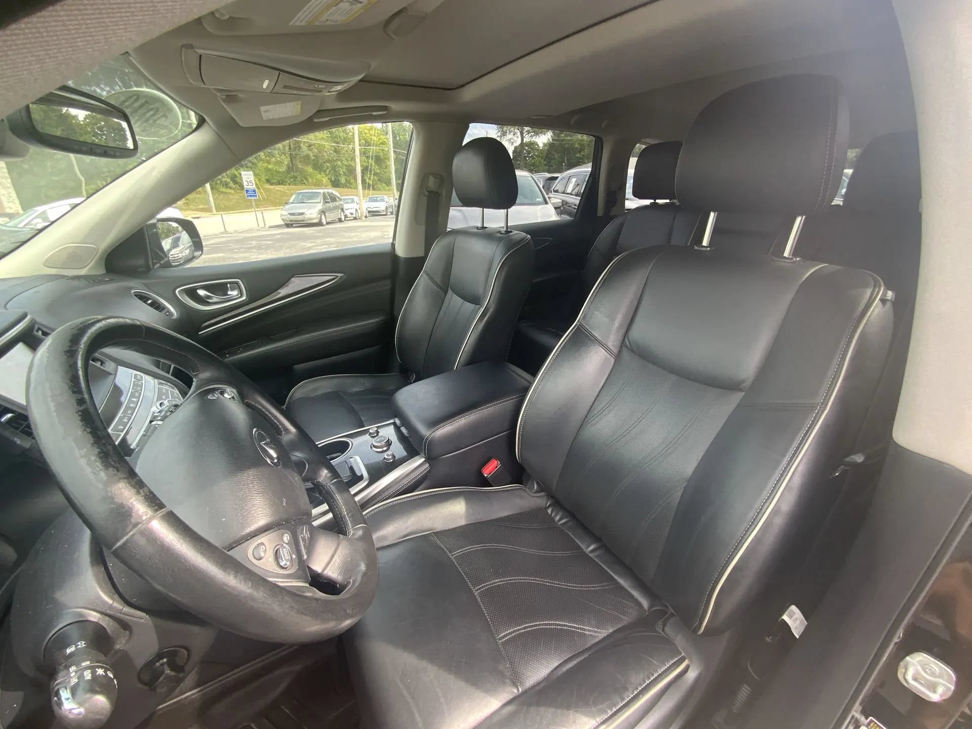 Used 2019 INFINITI QX60 Luxe w/ Essential Package AWD/4WD image 13