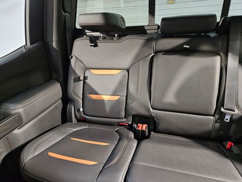 Used 2021 GMC Sierra 1500 AT4 w/ AT4 Value Package image 12