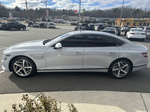 Used 2023 Genesis G80 2.5T w/ Sport Prestige Package image 5