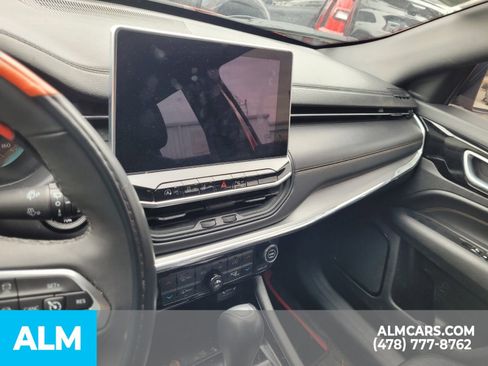 Used 2023 Jeep Compass Limited image 7