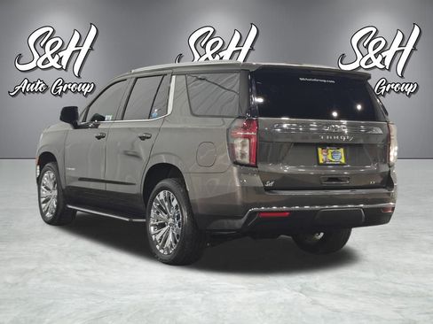 Used 2021 Chevrolet Tahoe LT w/ LT Signature Package image 21
