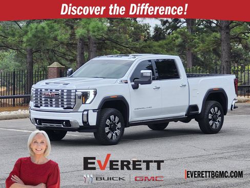 Used 2025 GMC Sierra 2500 Denali w/ Denali Reserve Package image 1