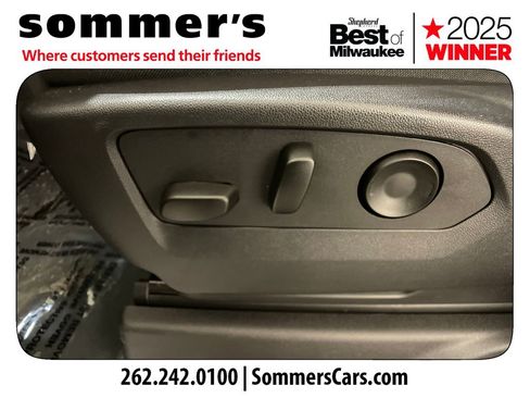 Used 2024 GMC Sierra 1500 Elevation image 10