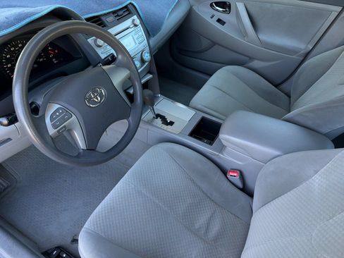 Used 2007 Toyota Camry LE FWD image 9