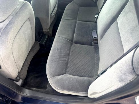 Used 2011 Chevrolet Impala LT image 15