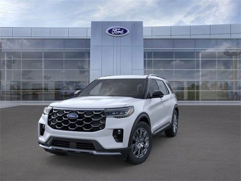 New 2026 Ford Explorer Platinum image 2