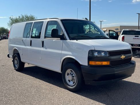 New 2025 Chevrolet Express 2500 w/ Driver Convenience Package image 8